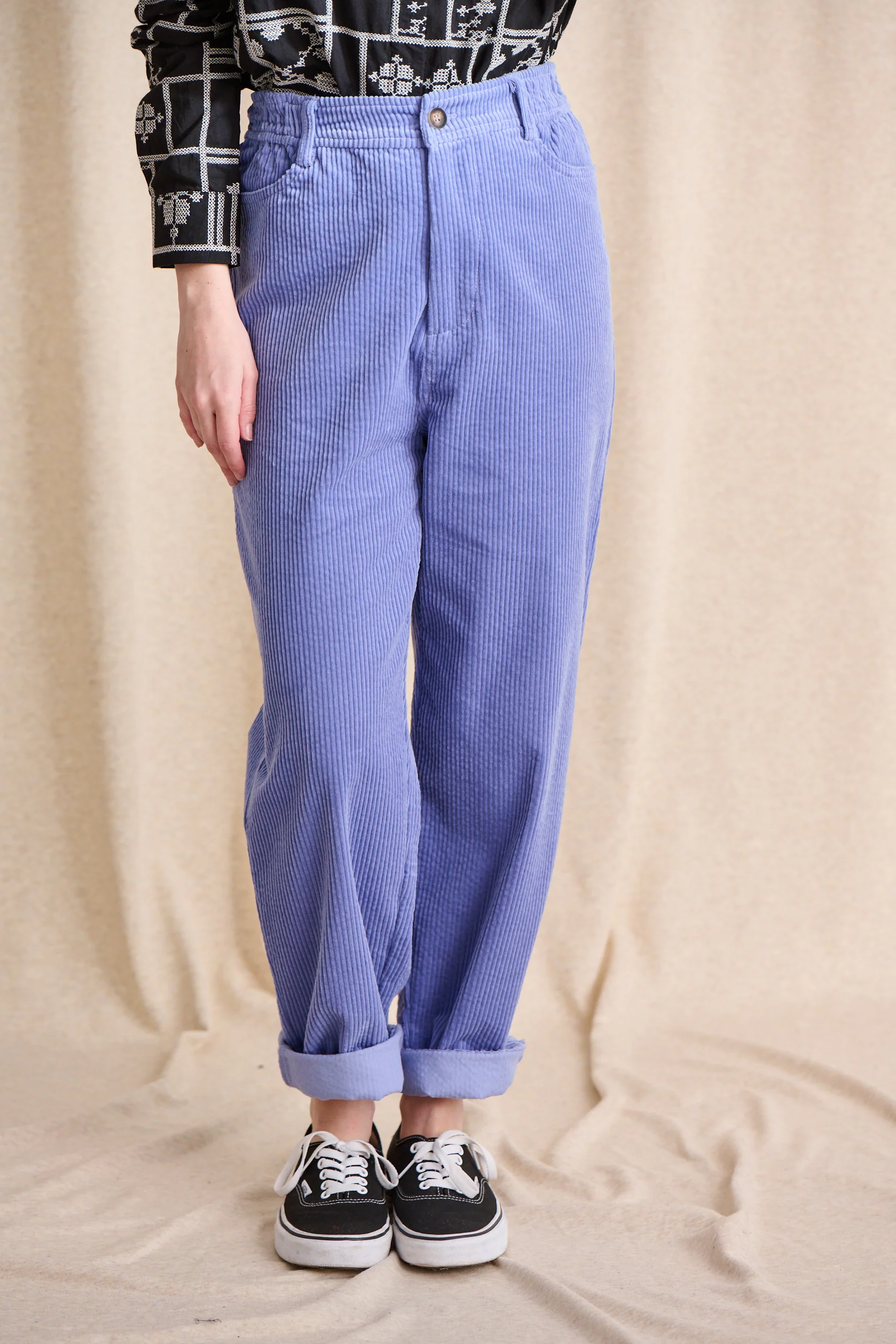 Pantalon Pino en velours lilas – Image 3